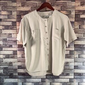 Vintage Silk Exchange Medium Women’s Cream Casual Button Down Shirt